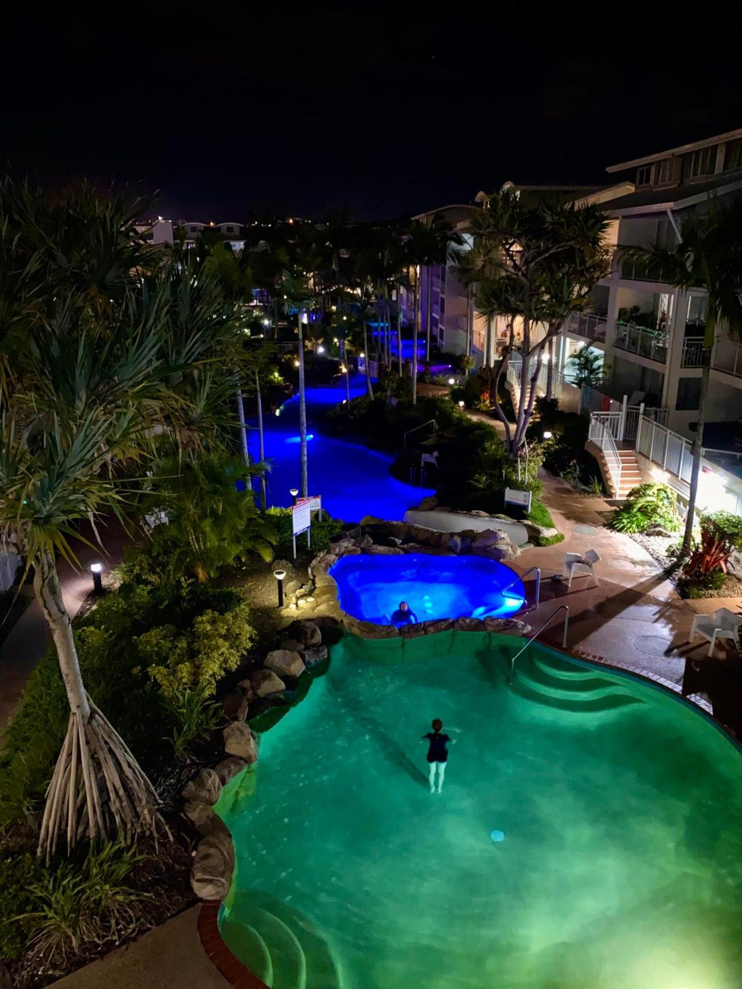 Resort Queen Studio At Alex Beach Resort Александра-Хедленд Экстерьер фото